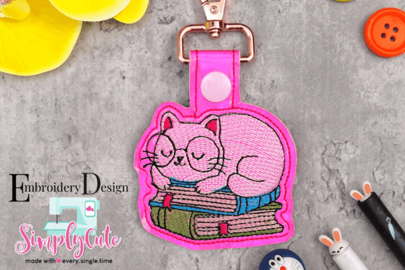 Cat ITH Snap Tab